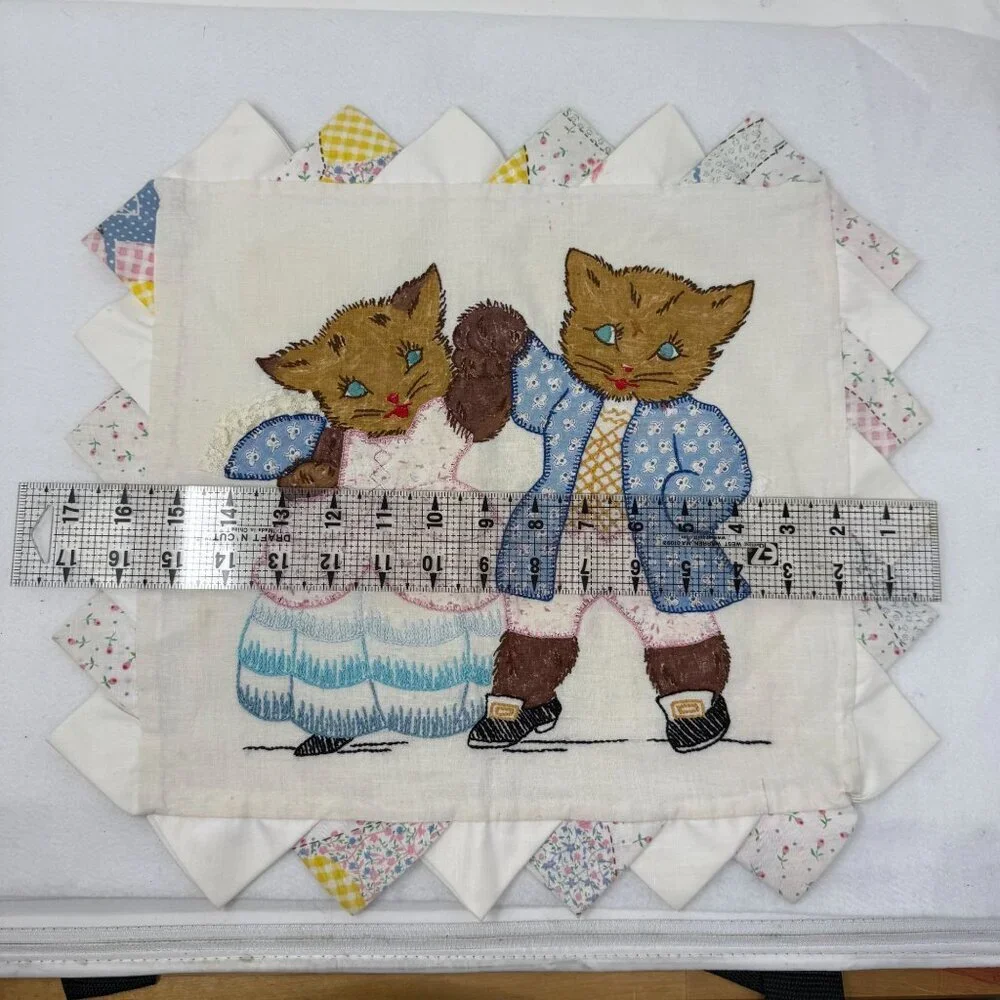 Vintage Handcrafted Cat Couple Quilted Pillow Case Scalloped Edge Dancing